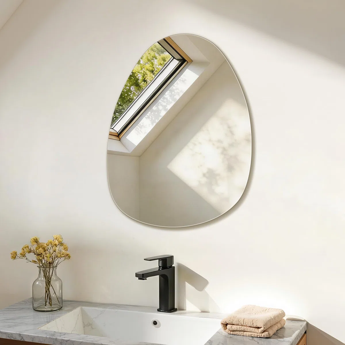 S'AFIELINA Specchio da bagno asimmetrico 45 × 60 × 1,0 cm, specchio decorativo irregolare rotondo da parete per decorazione domestica, ingresso, bagno, camera da letto, soggiorno