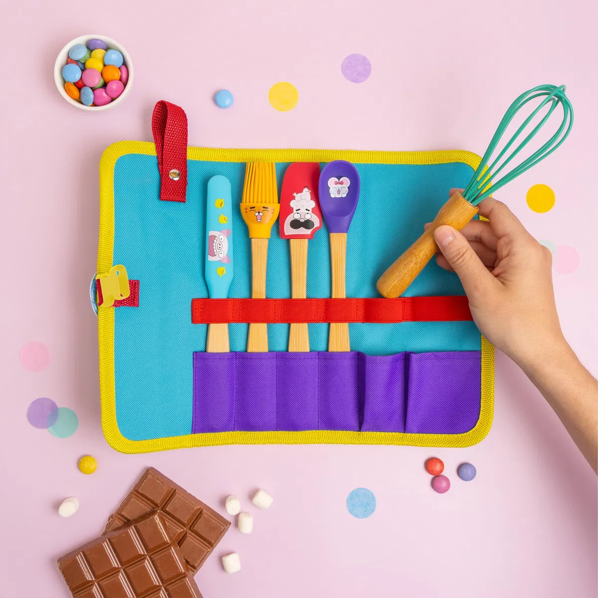 Chefclub Kids – Set Mini Utensili da Cucina per Bambini – Astuccio con Frusta, Spatola, Cucchiaio, Marisa e Pennello – Materiali Senza BPA – Apprendimento Divertente – Dai 4 Anni in Su