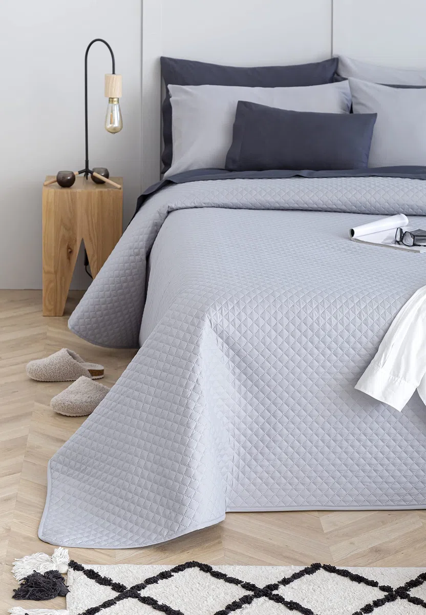Todocama - Copriletto trapuntato sottile con motivo a rombo, per primavera, estate, autunno e inverno, 100% microfibra extra morbido, Copriletto multiuso, Letto 120/135 - 230x260cm, Grigio Chiaro
