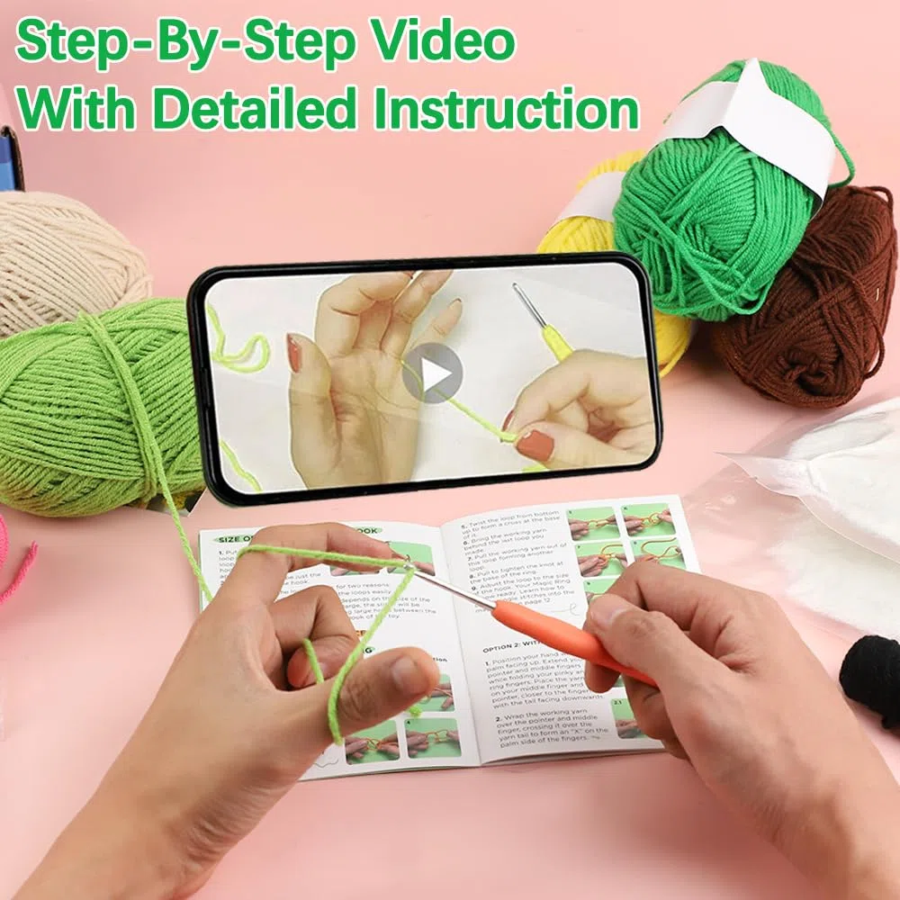 Mecmbj Kit Uncinetto Principianti, 6 Vasi per Piante di Cactus Crochet Kit, Set Uncinetto Principianti con Istruzioni Video Passo di Inglese, per Adulti e Bambini(Cactus in Vaso)