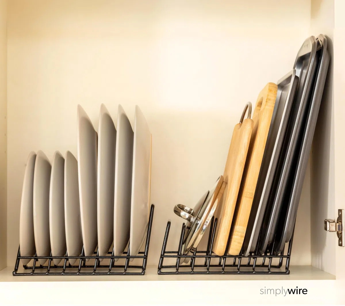 simplywire - Confezione da 2 - Rastrelliera per Piatti/Scolapiatti - Organizer per Credenze da Cucina - Acciaio Rivestito in Plastica Nera - Piccolo