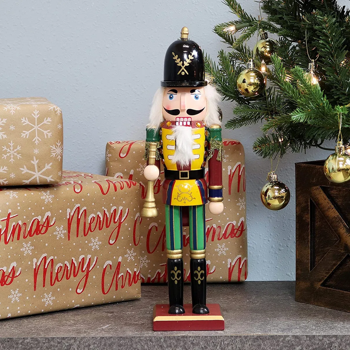 KAHEIGN 2 Pezzi Soldati Schiaccianoci di Legno, 2 Stile 30CM Figure Tradizionali dello Schiaccianoci di Natale Soldato Dipinto in Legno di Pino Premium per Casa Camino Decorazione (Tromba & Lancia)