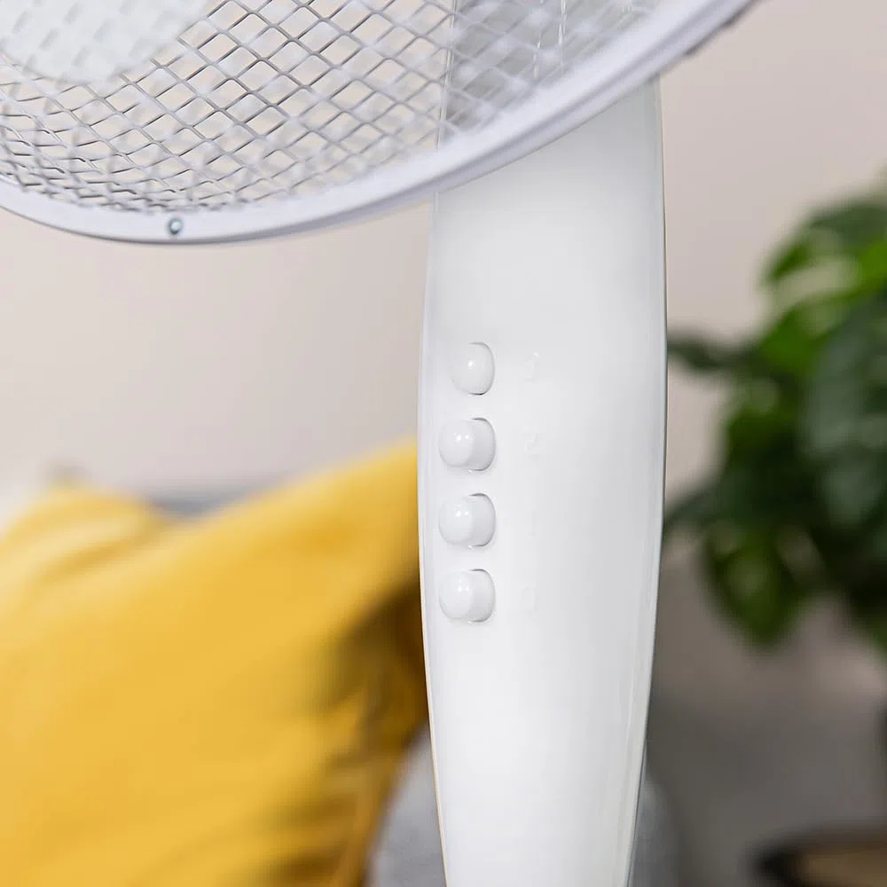 Russell Hobbs Ventilatore con Piedistallo Leggero da 40,6 Cm, 3 Velocità, Oscillazione ad Ampio Raggio, Flusso D'Aria Potente, Altezza Regolabile, Bianco Rhppf1621