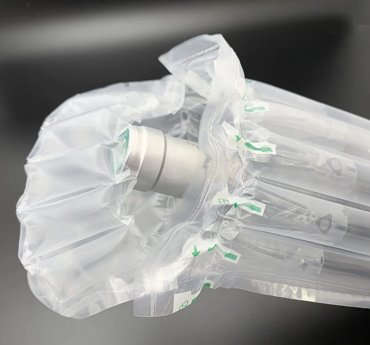 50x Sacchetti Protettivi per Bottiglie di Vino (con Pompa) - Imballaggio Gonfiabile Pluriball Riutilizzabile - Custodia Buste Aria per Trasporto Bottiglie, Olio, Cosmetici e Oggetti Fragili