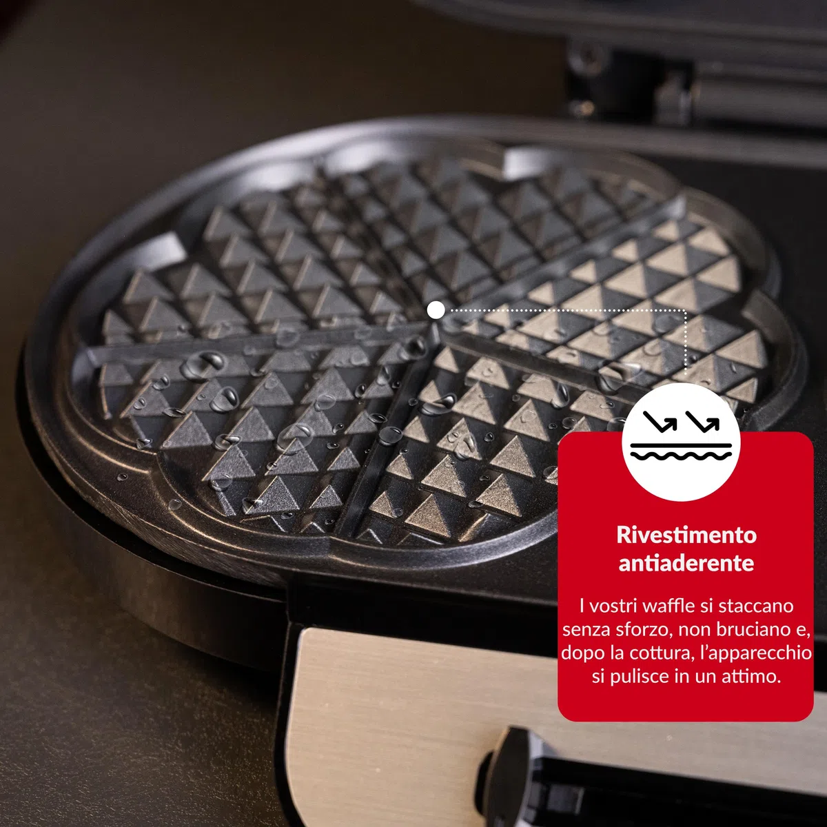 LEHMANN Doppio Piastra per Waffle a Forma di Cuore, Waffle Maker per 10 Cuori, 2 Superfici di Cottura Antiaderenti, Controllo Della Temperatura, Indicatore di Pronto, 1200W, Nero/Argento