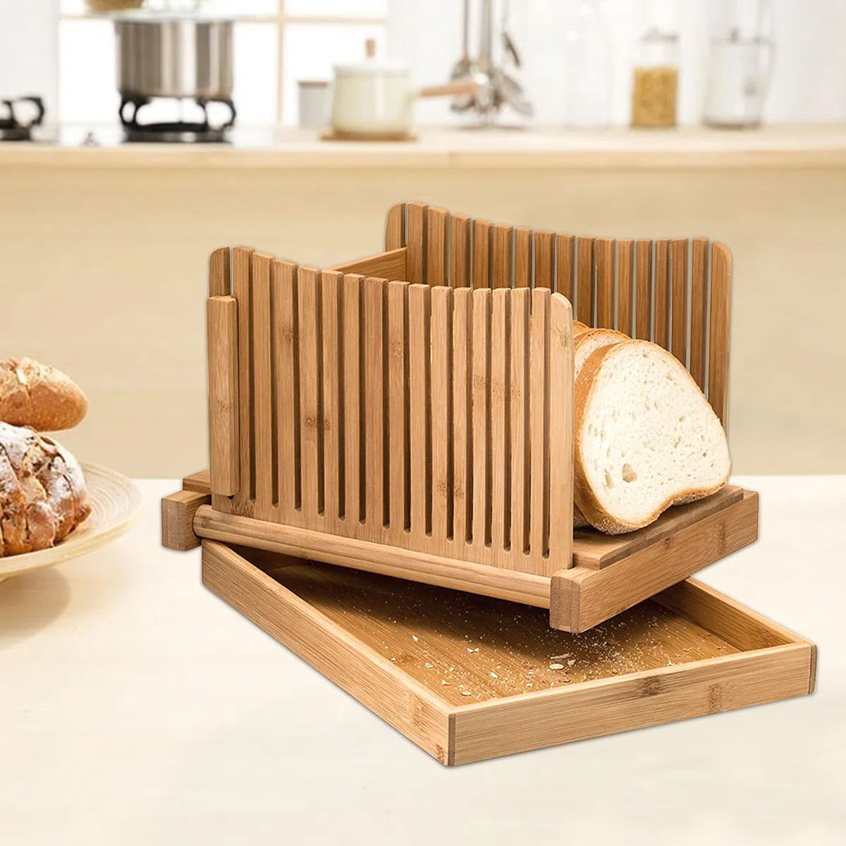 Affettatrice per pane in bambù, guida regolabile per affettare il pane, guida pieghevole per affettare il pane con vassoio per briciole, affettatrice per pane fatto in casa, pagnotta, 31,7 x