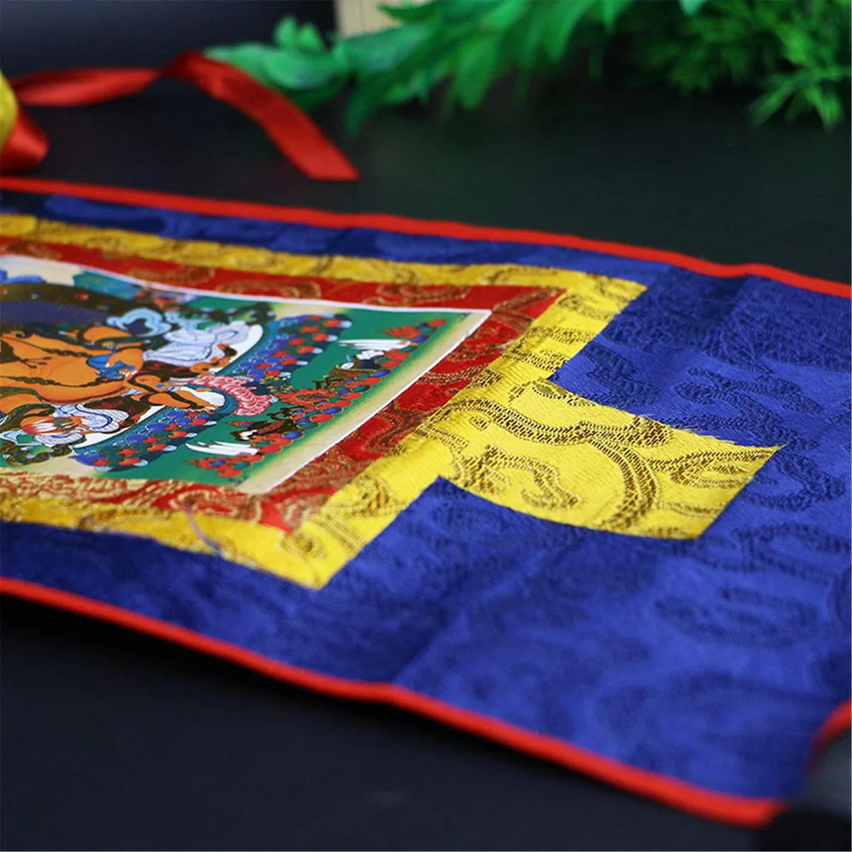Gandhanra Thangka Tibetano - 42 Divinità pacifiche del Bardo Thodol (Libro tibetano dei morti) - Arazzo di Buddha a Stampa Dorata per Decorazione Zen, Meditazione, Rilassamento Spirituale e Pace
