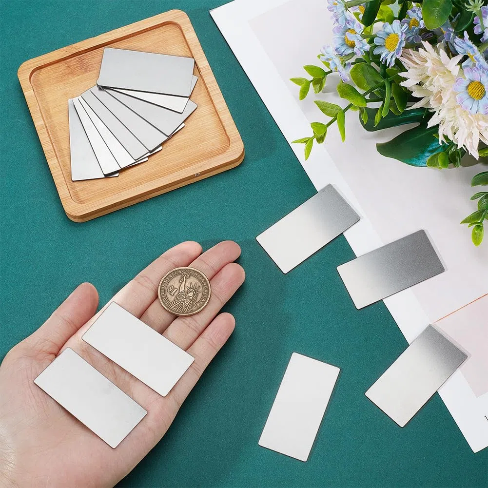 OLYCRAFT 30 etichette vuote in acciaio inox per incisione senza foro rettangolari 5 x 2,5 cm spazi vuoti per incisione su metallo incisione per fai da te e regali artigianali -Spessore 1 mm