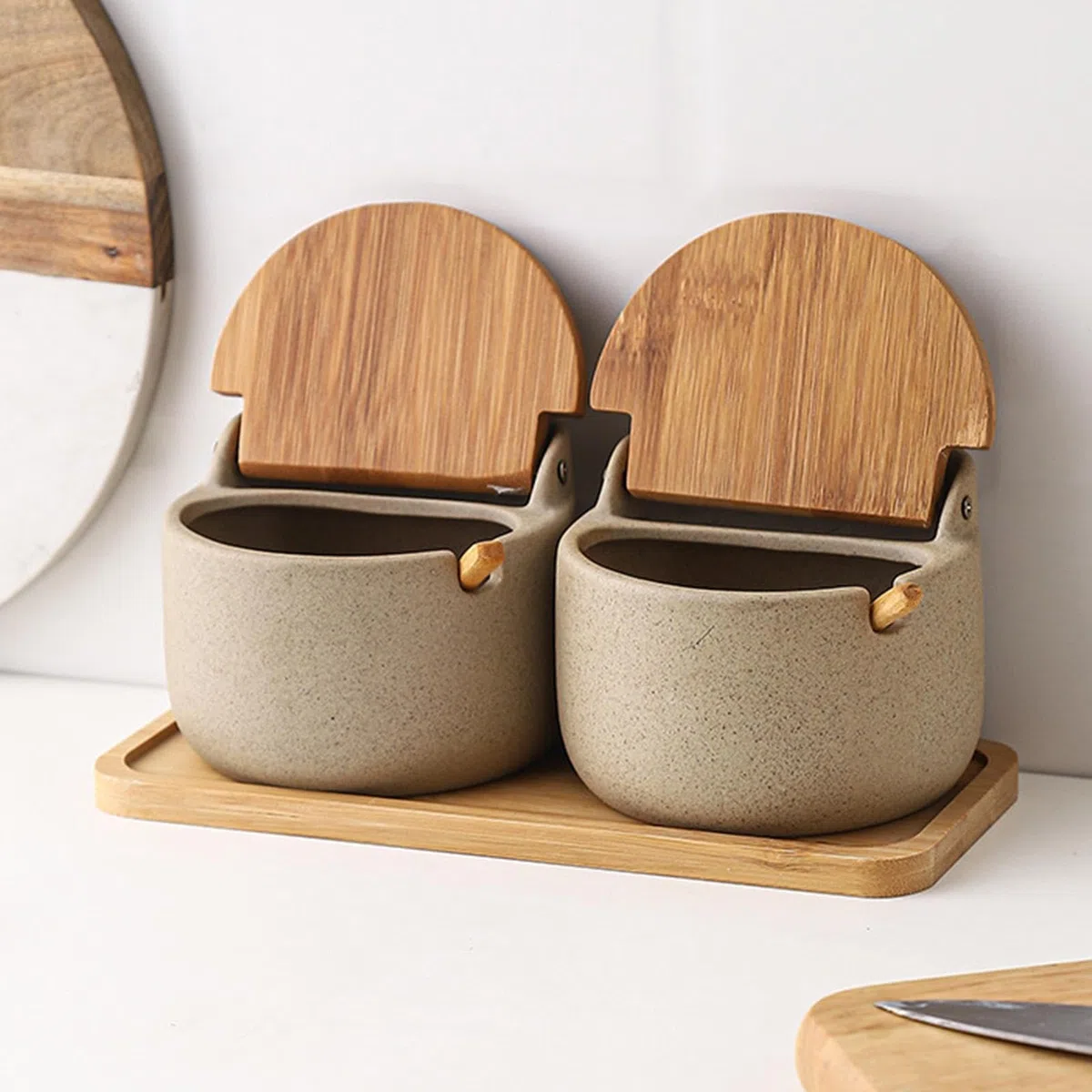 Contenitori Per Il Sale - Cantina Per Il Sale | 2x Porta Sale In Ceramica Con Coperchio A Cucchiaio In Legno, Scatola Per Condimenti, Barattolo Per Condimenti Da Cucina, Porta Sale Per Bancone, Baratt