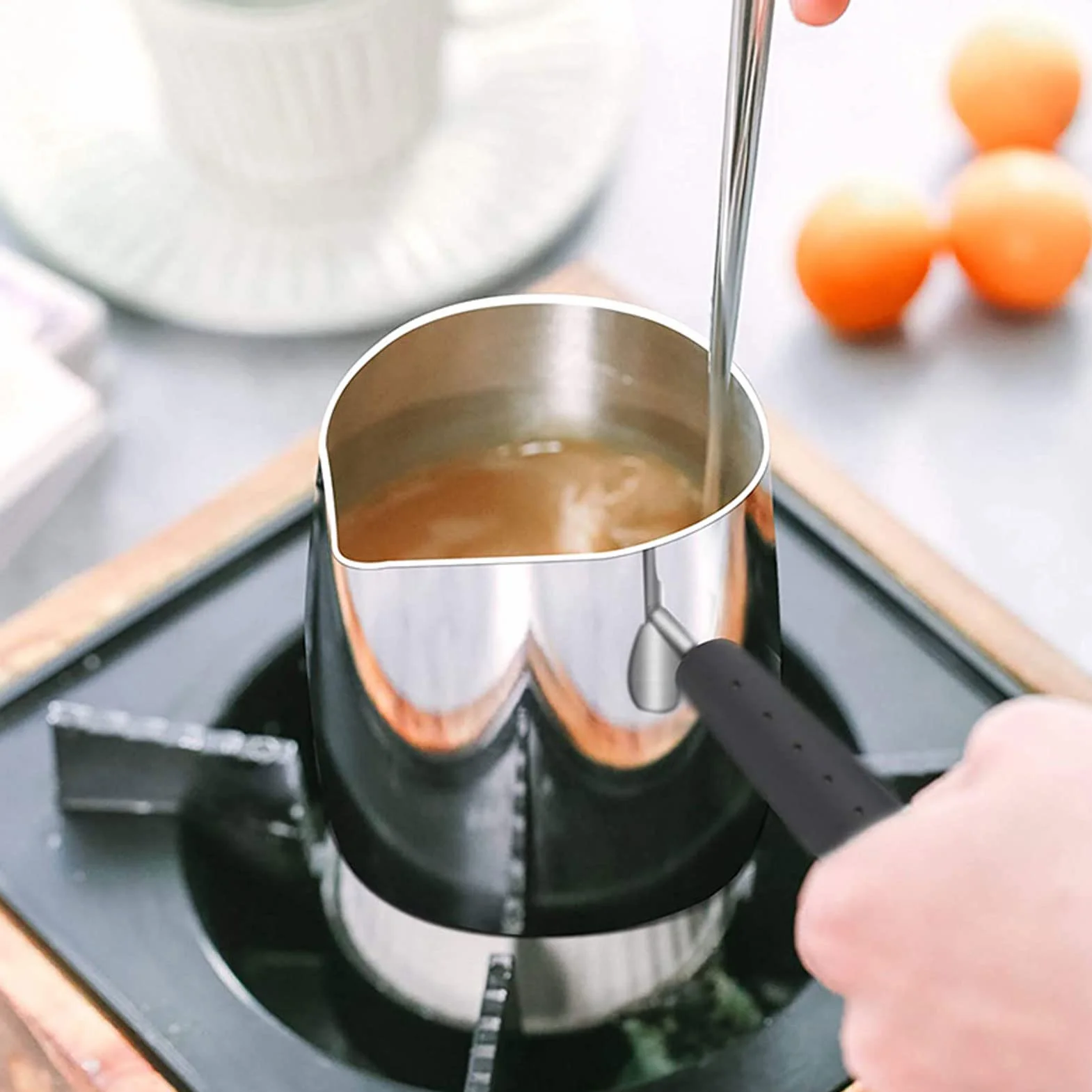 Tyenaza Pentolino Latte Induzione, 600 ml Scalda Burro, Scaldaburro Resistente alle Alte Temperature in Acciaio Inossidabile con Superficie Lucida con Manico Resistente al Calore per Sciroppo