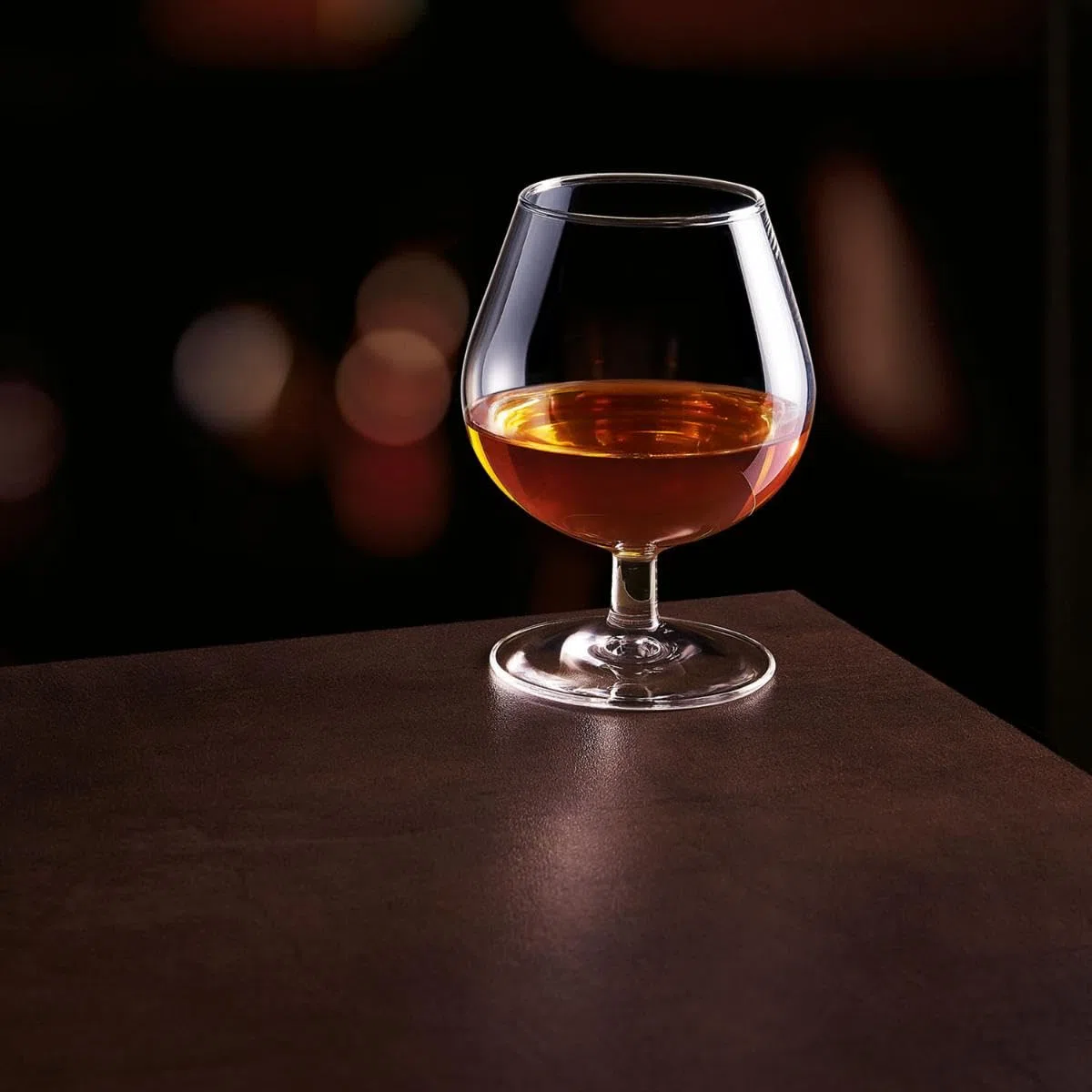 Arcoroc Bicchiere da cognac in vetro della serie Degustation, senza graduazione, 410ml, Senza indicatore di riempimento
