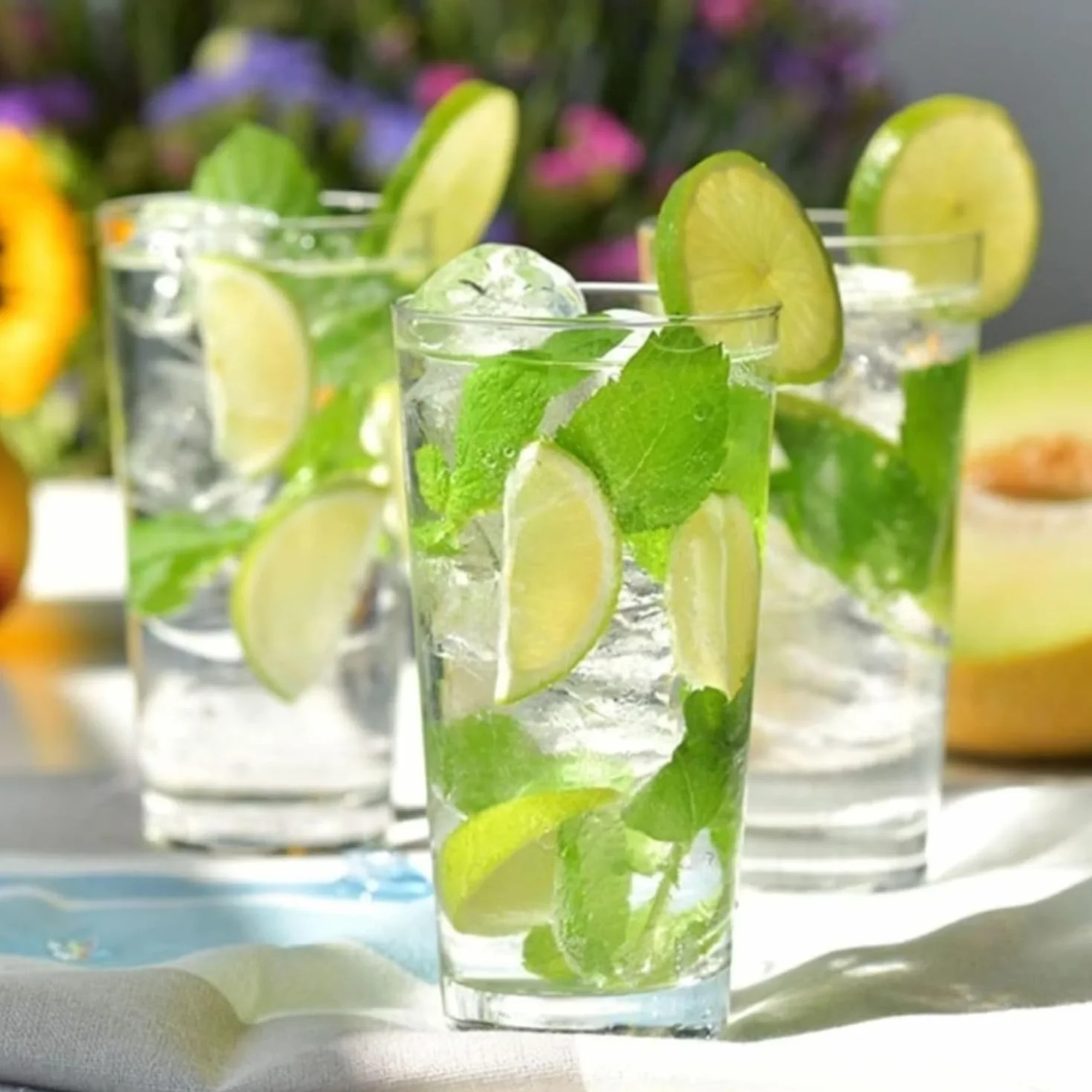 Krosno Alto Bicchieri Acqua Succo Vetro | Set di 6 | 380 ML | Collezione Pure | Ideale per la Casa, Ristorante e Ricevimenti | Adatto alla Lavastoviglie