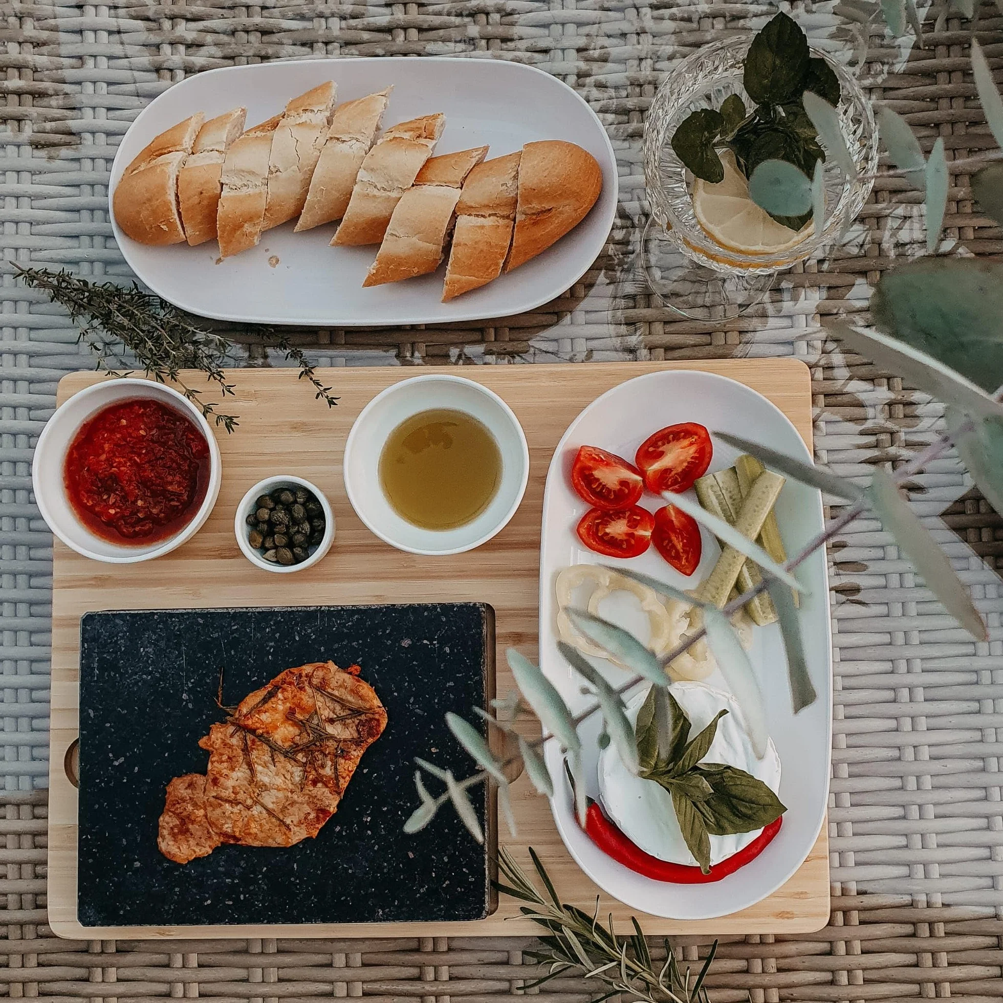 Lavastein - Tagliere da bistecca, in bambù, con griglia a caldo, piastra in pietra, set da tavolo