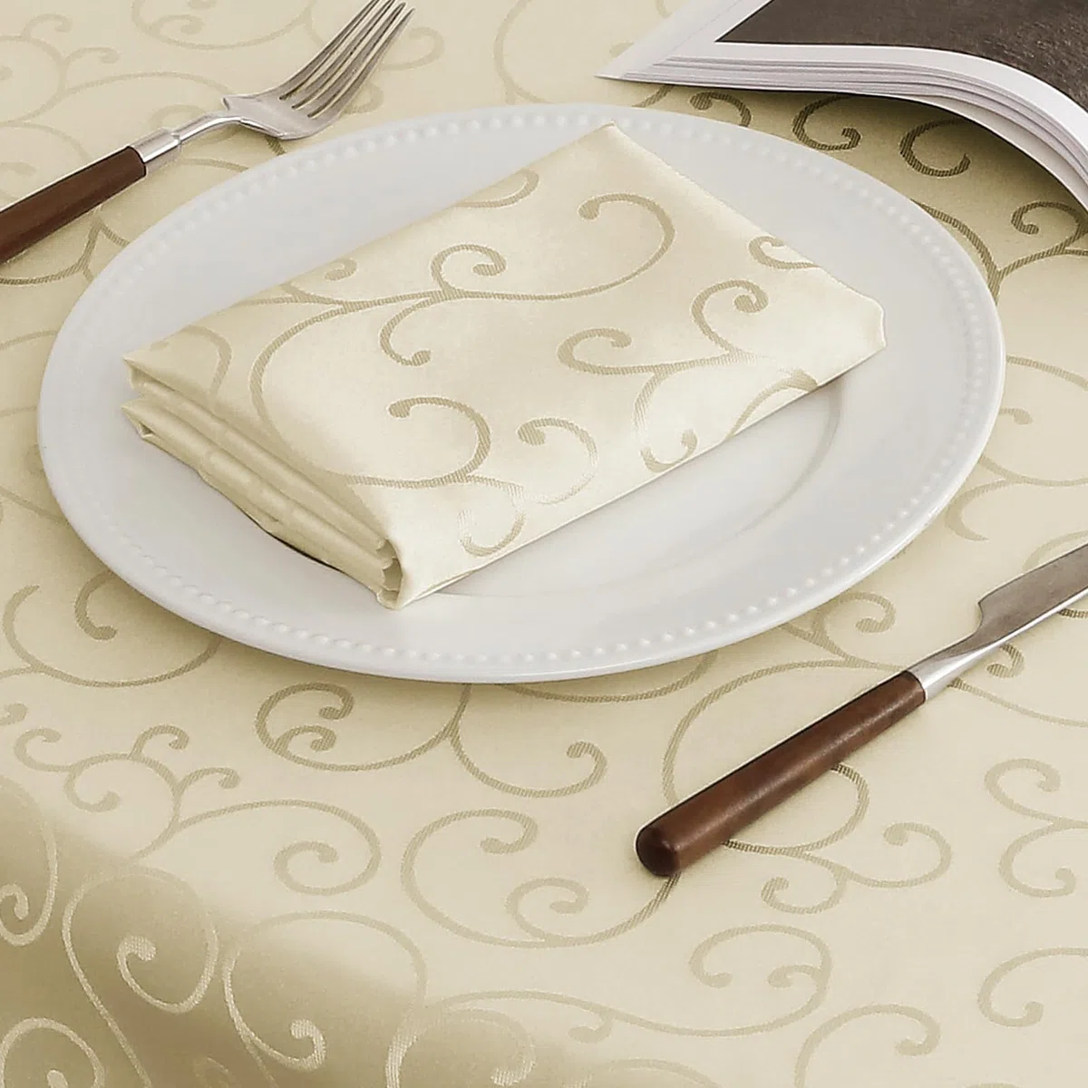 Romanstile Tovaglia Rotonda 180 cm Diametro Primaverile Jacquard Elegante Tovaglie Beige idrorepellente da Esterno 6-8 posti Perfetta per la Grande Tavola Festiva per Pasqua,Campagna,Ricevimento,Caffè