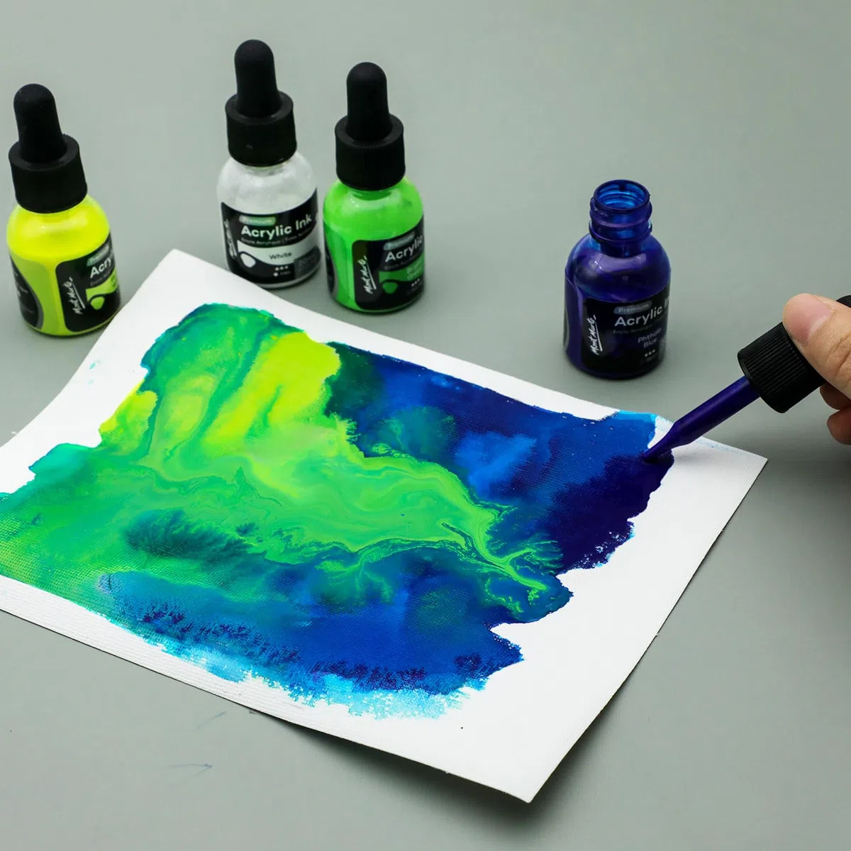 Mont Marte Inchiostro acrilico Premium 12 pezzi x 20 ml (0,7 US fl.oz), inchiostri acrilici per artisti, colori essenziali, ideale per aerografo, arte versata, scrapbooking, disegno a inchiostro
