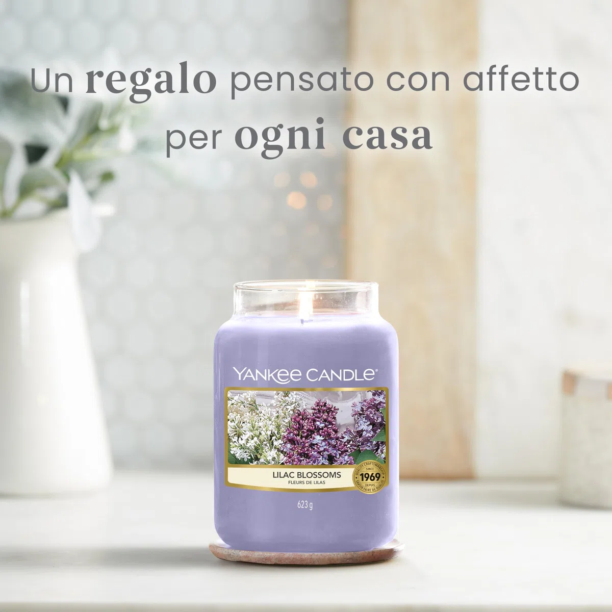 Yankee Candle Candela Profumata | Lilac Blossoms Grande Barattolo | Candele a Lunga Durata: fino a 150 Ore | Regalo Perfetto per Donne