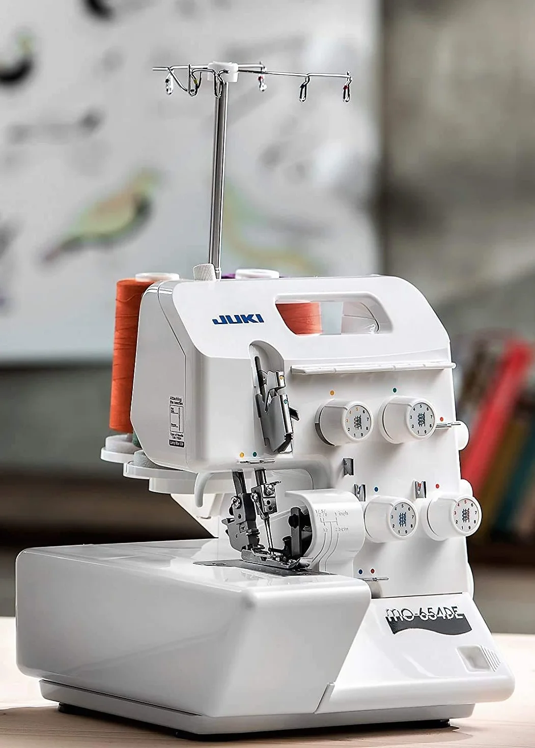 Juki MO-654DEN - Sovracchetto a 3/4 fili, metallo, bianco, 34 x 27 x 30 cm
