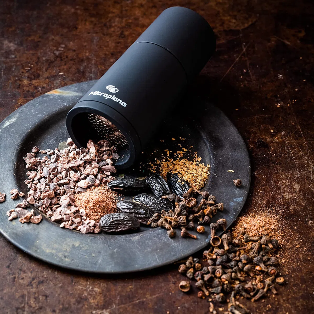 Microplane Macina Spezie Nero per Noci moscate, Cannella e Fave Tonka