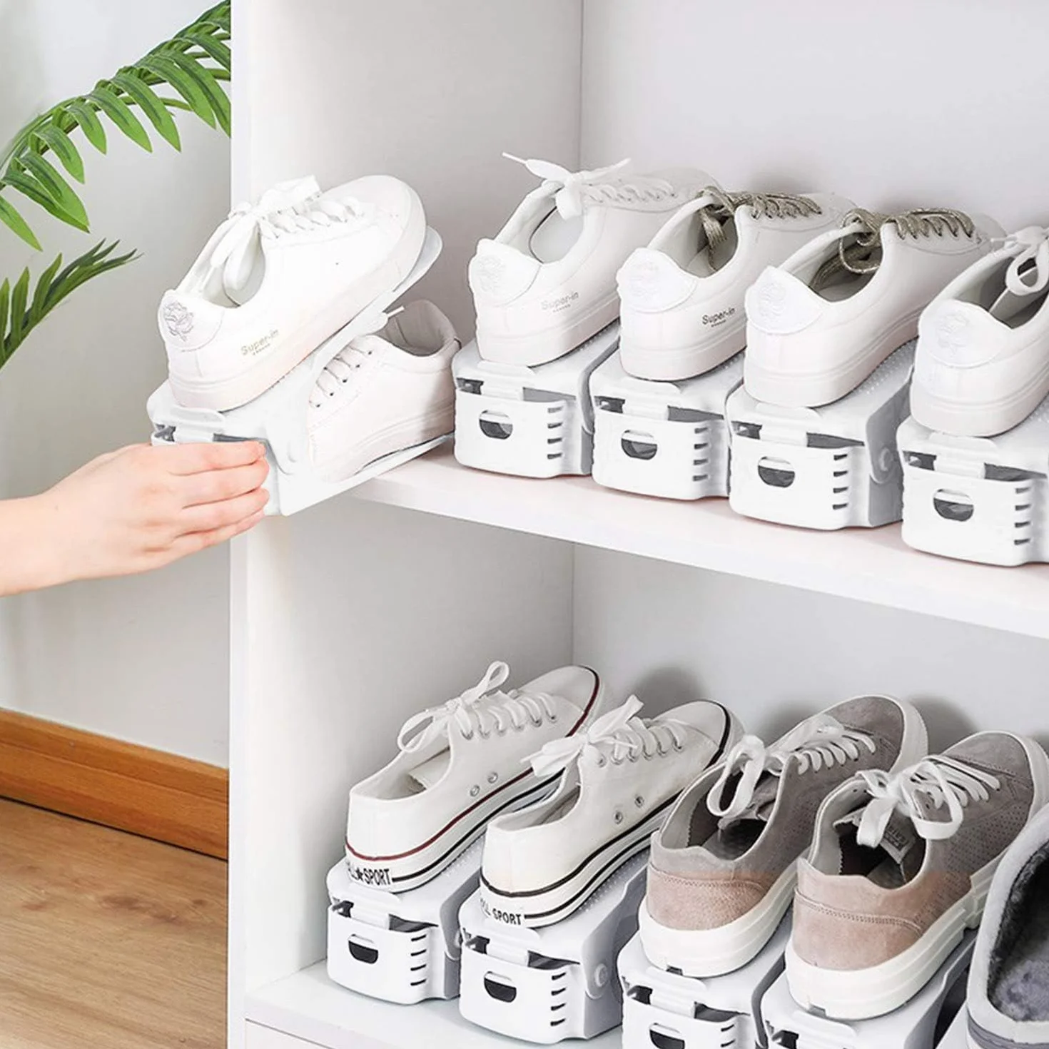 YUENFONG Portascarpe Regolabile 10 pezzi Portascarpe Regolabile, 3 Altezza Regolabile Antiscivolo in Plastica, per Organizzatore di Scarpe Scaffale Armadio, Bianco