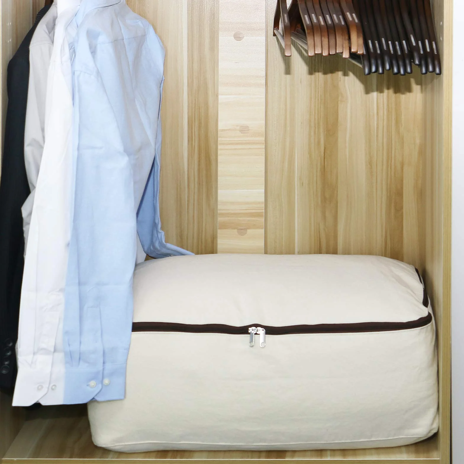 Borsa portaoggetti in tela di cotone traspirante morbida e resistente, 2 pezzi, organizer per armadio per biancheria da letto, trapunte, cuscini, coperte, vestiti, 65 * 47 * 22 cm, beige
