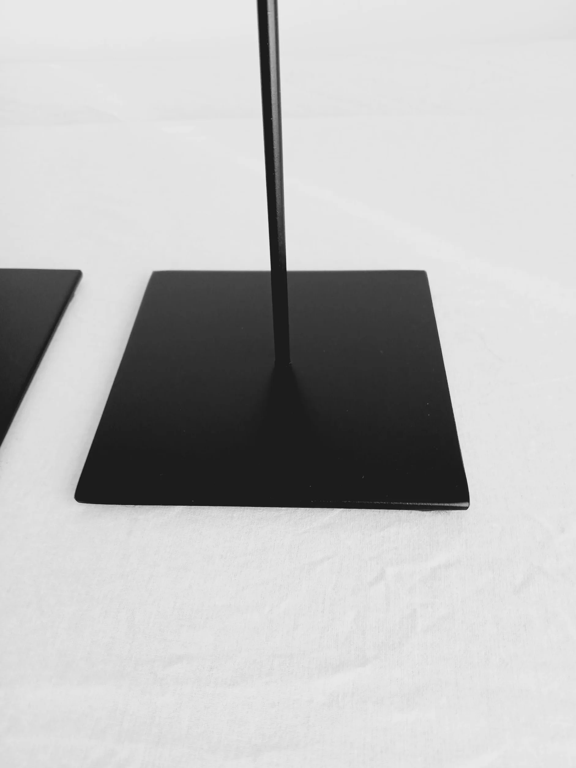 Base per maschera africana in legno, espositore, supporto interamente in metallo, 11 altezze a scelta da 20 a 120 cm, adatto a tutti i tipi di maschere (HAUTEUR 32 CM)