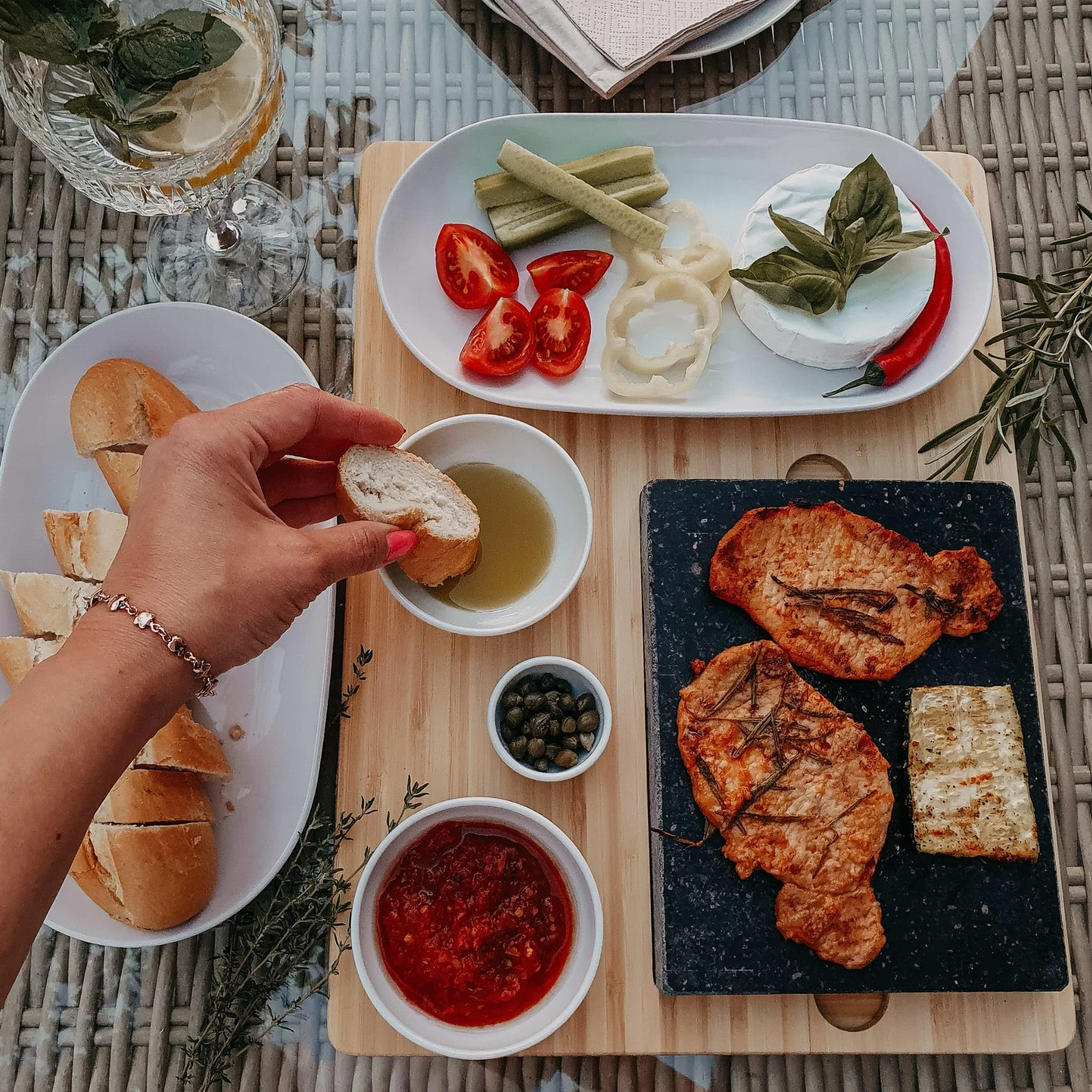 Lavastein - Tagliere da bistecca, in bambù, con griglia a caldo, piastra in pietra, set da tavolo