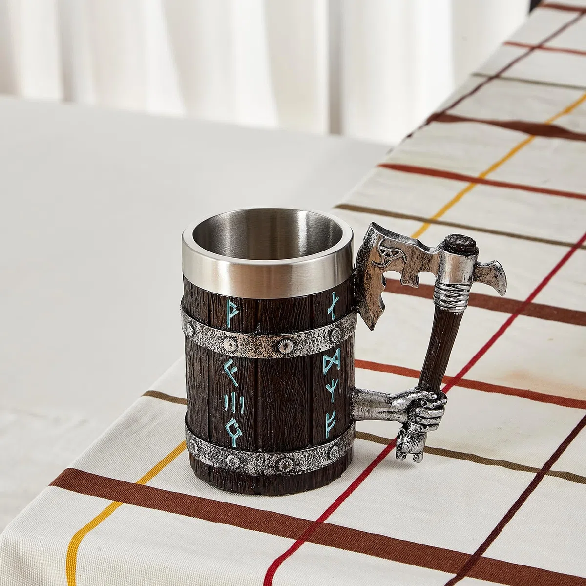 OTARTUDE Tazza vichinga con manico a ascia, boccale da birra in legno di rovere nordico, vichingo nordico in acciaio inox, 550 ml, regalo vichingo per uomo, festa del papà