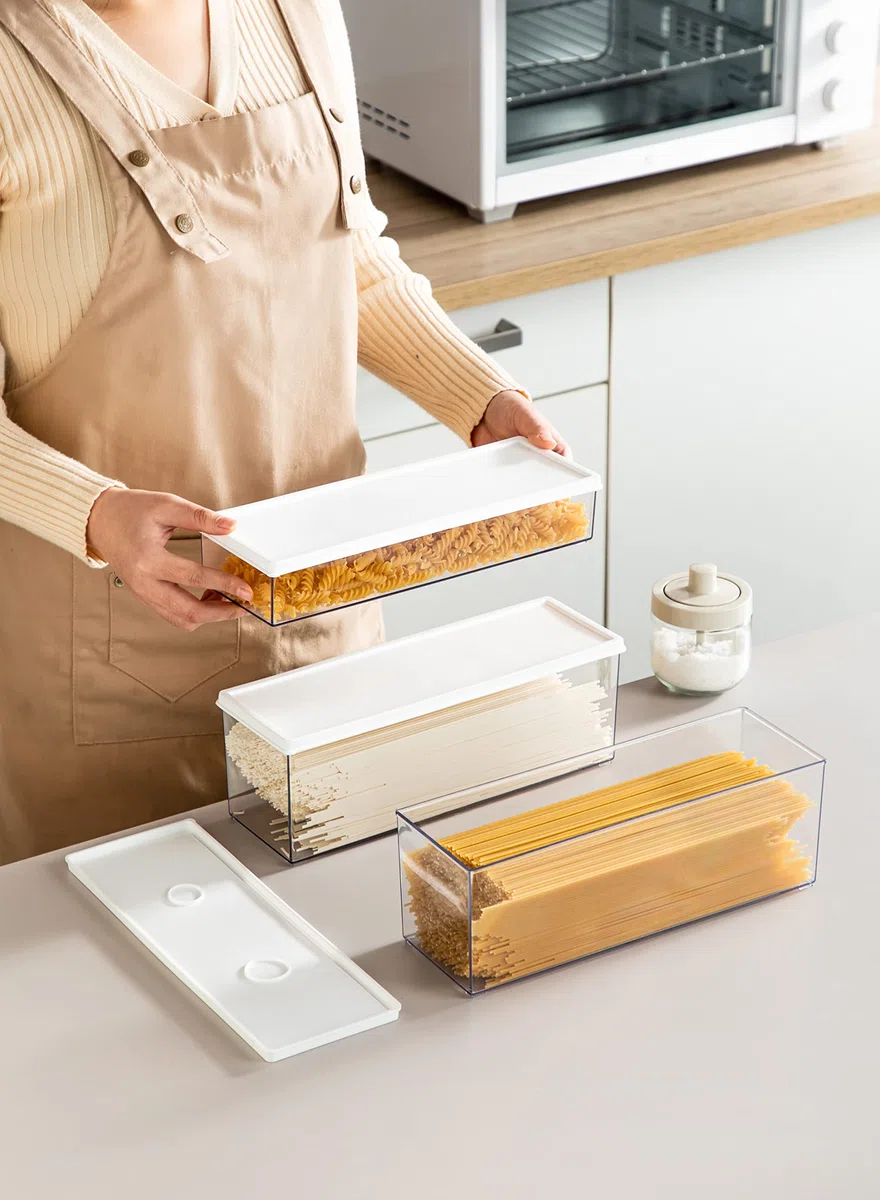 Hanobe Contenitori per pasta per dispensa, grandi contenitori per spaghetti, noodle e lasagne, 2 contenitori rettangolari in grigio trasparente con coperchio di chiusura, cucina, piano di lavoro