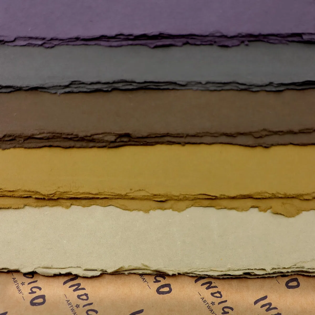 Artway Indigo - Carta di Cotone A4 - Carta Colorata Fatta a Mano/100% Cotone - Da 220 gsm a 250 gsm - Texture Liscia - Confezione Mista A4 da 5 Colori x 25 Fogli