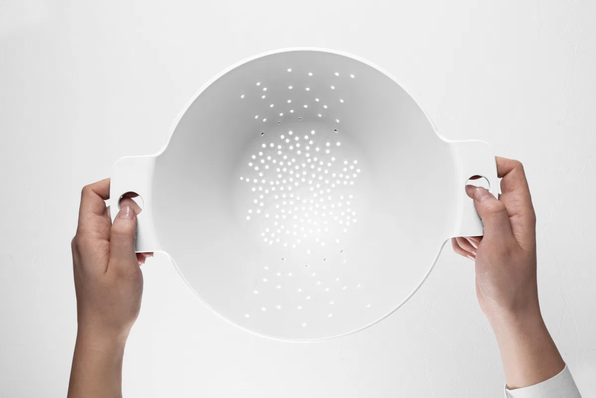 Blim Plus - Scolapasta Cosmo M Arctic White Ø 25cm - Scola Pasta Insalata Frutta Design Fori Stellari - Made in Italy