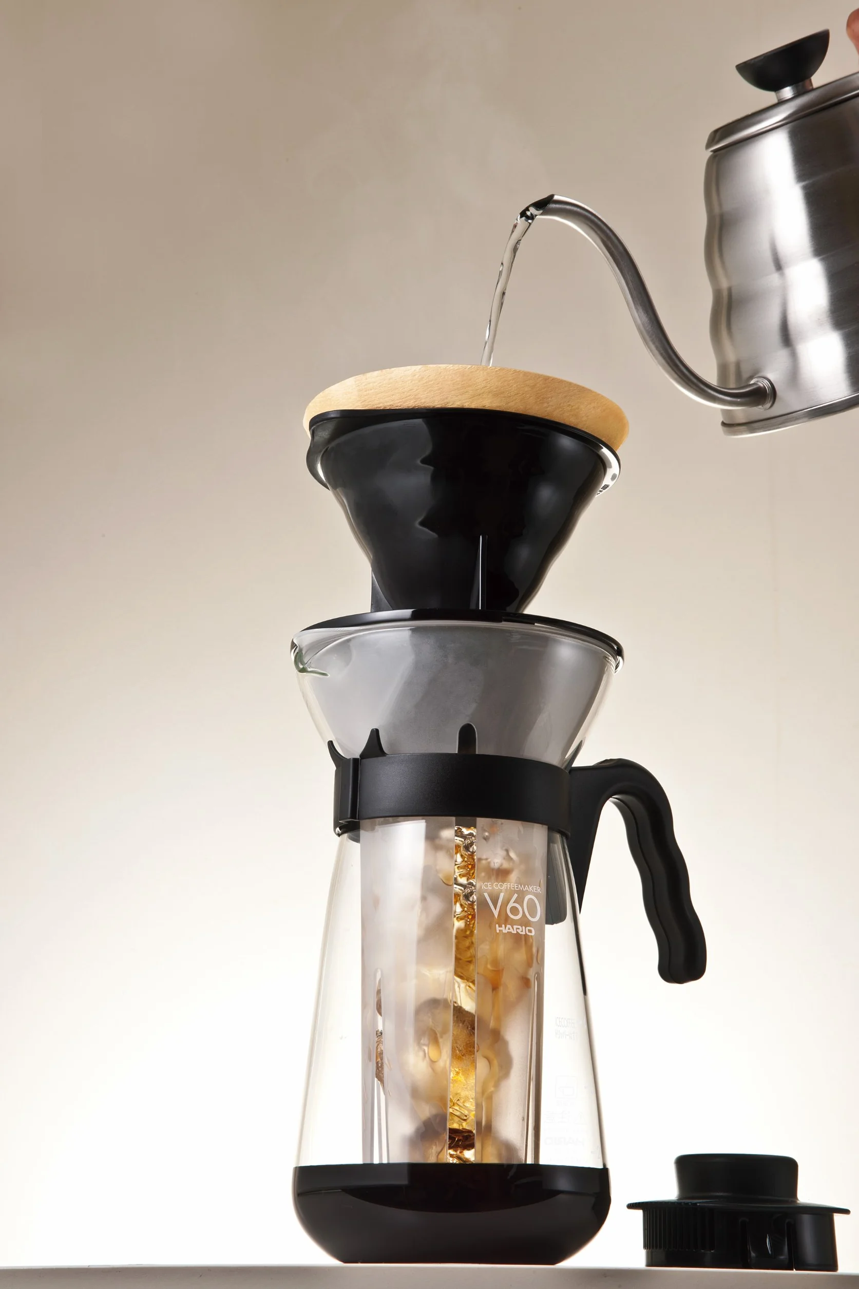 Hario V60 "Fretta" Caffettiera calda e fredda, 700 ml, nero