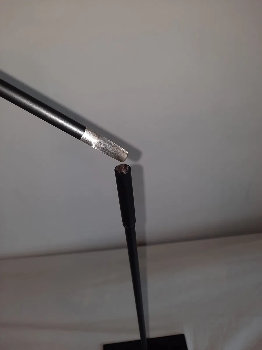 Base per maschera africana in legno, espositore, supporto interamente in metallo, 11 altezze a scelta da 20 a 120 cm, adatto a tutti i tipi di maschere (HAUTEUR 32 CM)