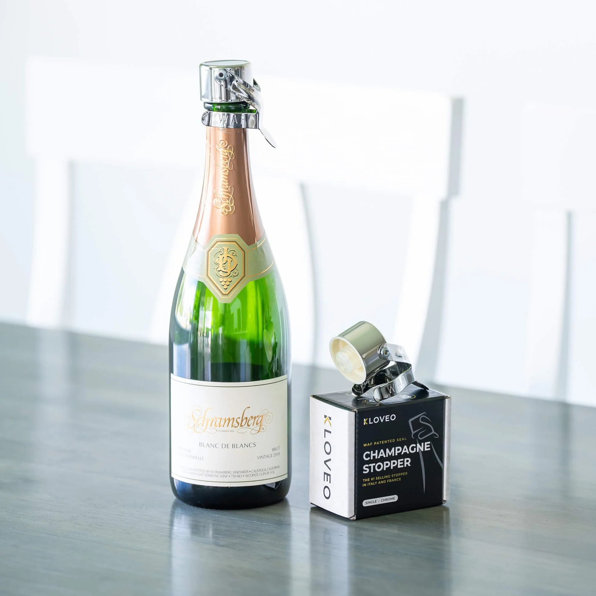 Tappo per Champagne Kloveo - Tappo per Bottiglie WAF Professionale per Champagne, Cava, Prosecco, e Spumante - Tenuta Brevettata (Senza Pompa a Pressione) - Prodotto in Italia