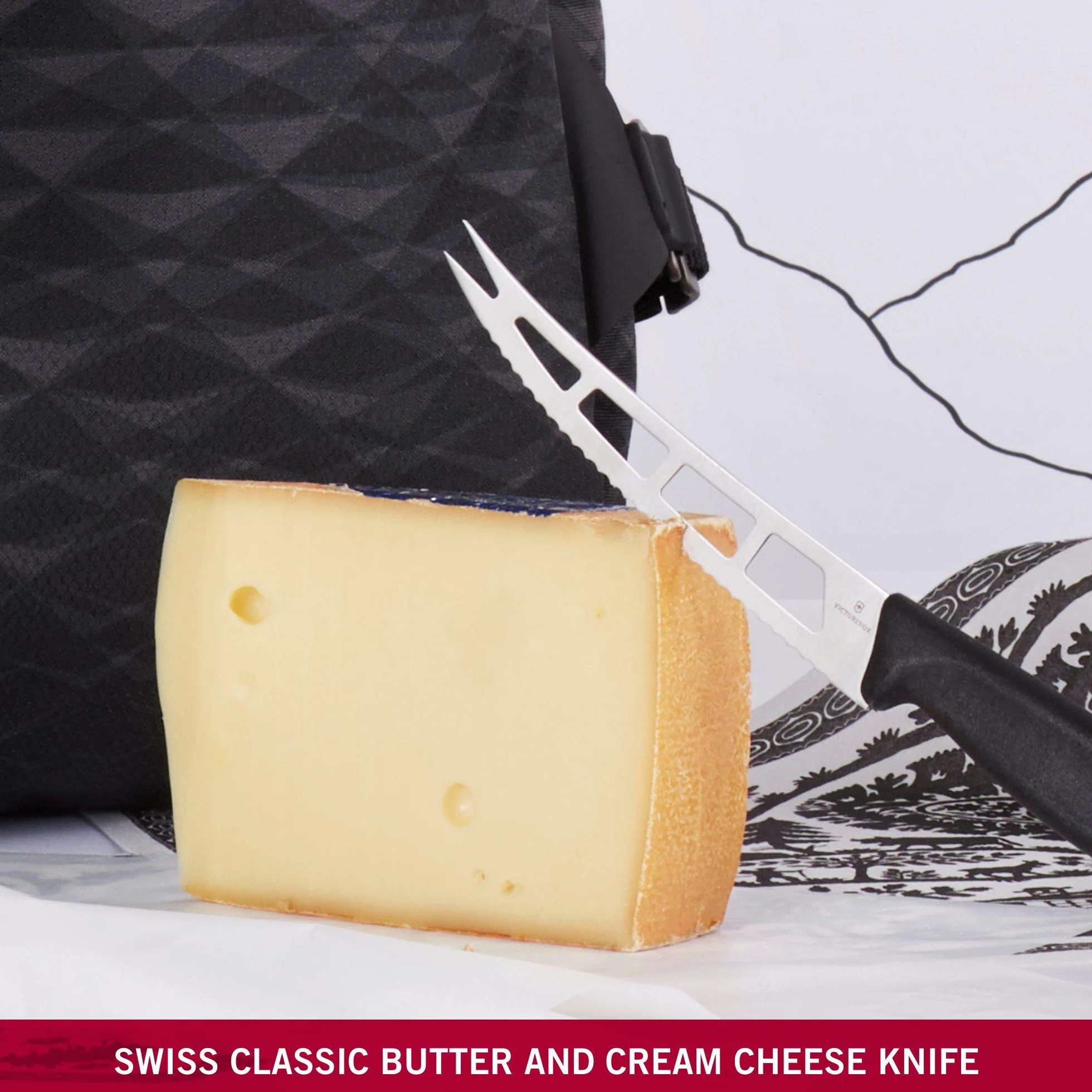 Victorinox Swiss Classic, coltello da burro con lama seghettata, lavabile in lavastoviglie, nero