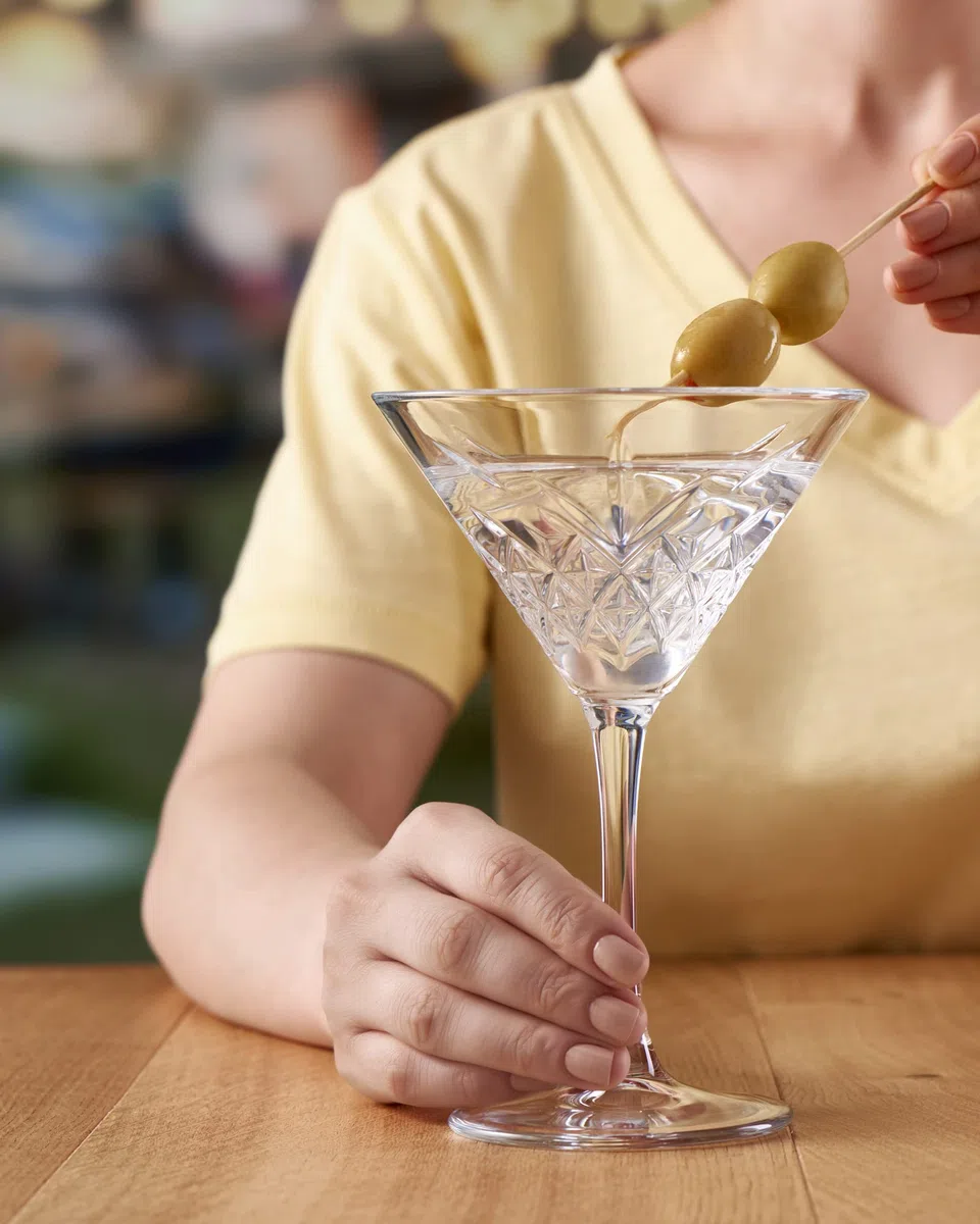 Pasabahce Timeless Set 4 Coppe Martini 23cl