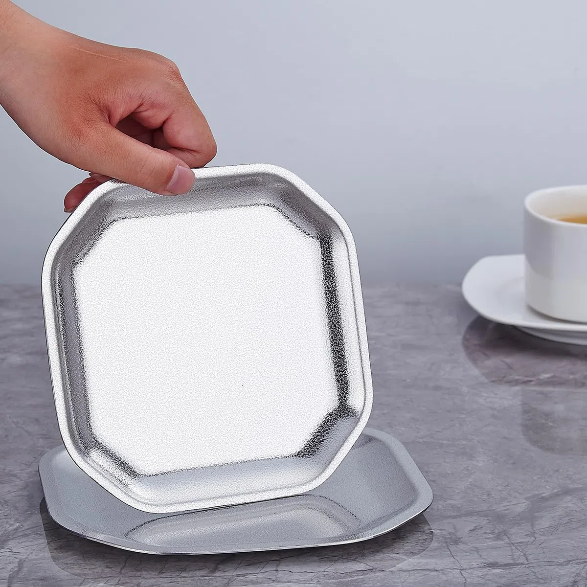 SANQIAHOME 15x15 cm quadrati Piattini da antipasto, in acciaio inox Piccoli piatti,Set di 4, argento,Dessert Piatti per Sushi, Frutta forno/Lavabile in lavastoviglie
