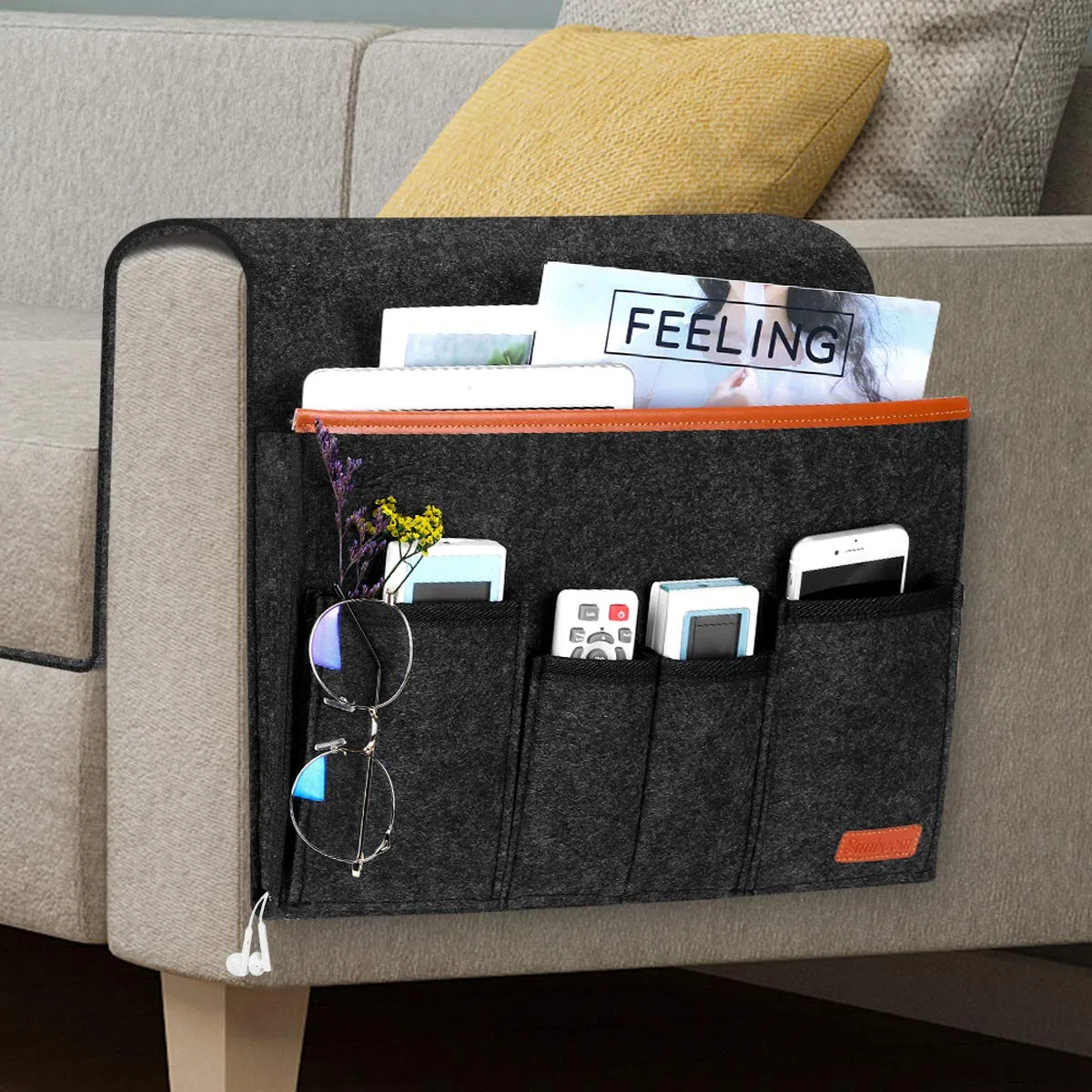SIMBOOM Borsa da Comodino e Divano Con Antiscivolo Lungo Flap - Tasca Portaoggetti per Letto, Libro, Telecomando, Telefono, Occhiali, Cavo di Ricarica - Grigio Scuro