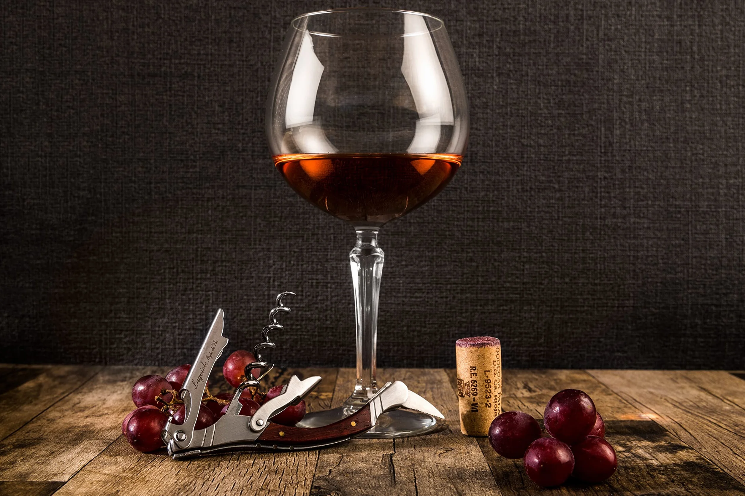 Laguiole Style de Vie cavatappi, apribottiglie con taglierina, sommelier, in Legno Pakka