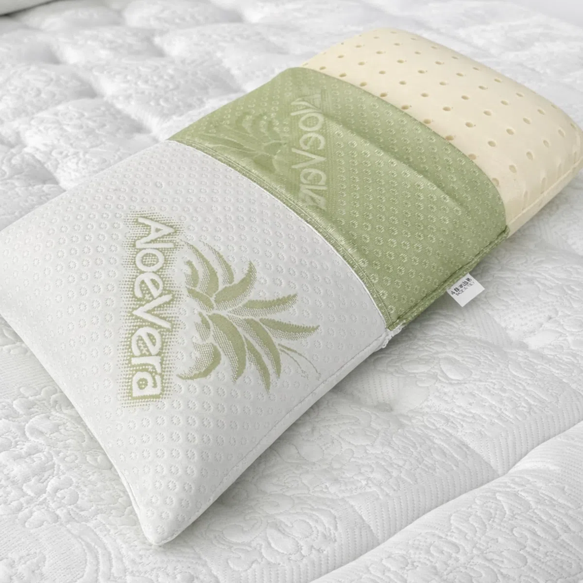 Materassi Russo Coppia Cuscini Memory Foam 40x70 cm, Altezza 13 cm, Guanciali Letto Modello Saponetta Medio Morbidi con Fodera Aloe Vera Sfoderabile, Made in Italy