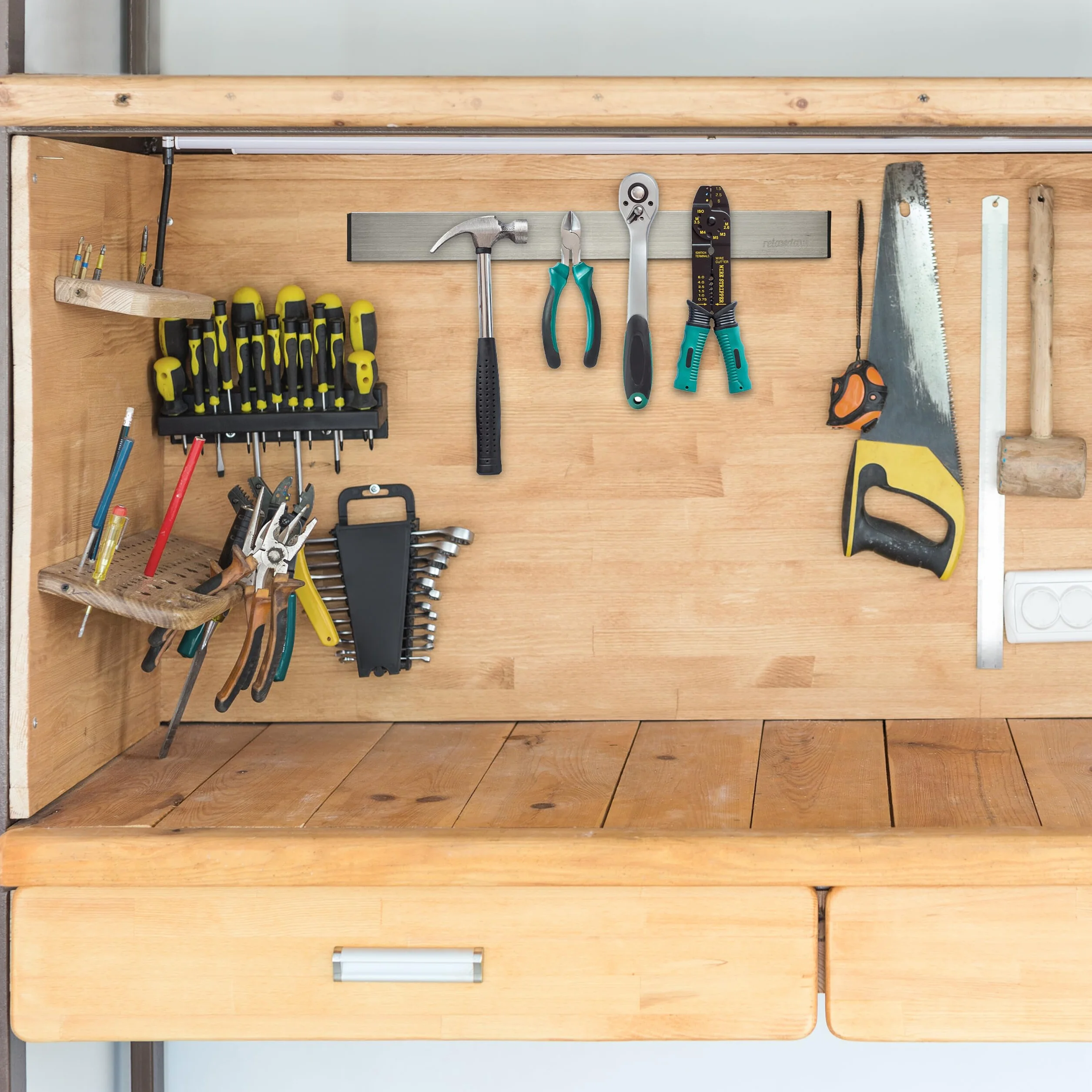 Relaxdays Barra Magnetica Portacoltelli in Acciaio Inox, Autoadesiva, Asta Lunga 40 cm, Guida a Parete, Argento Nero