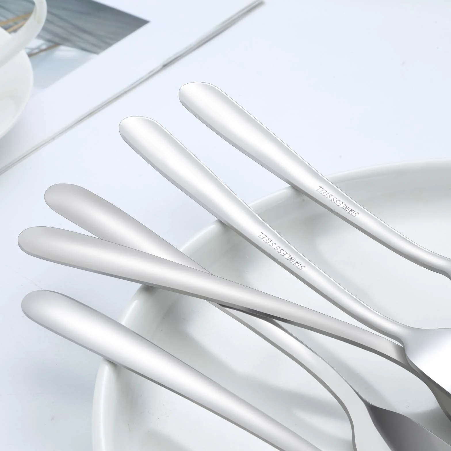 BEWOS Set 24 Pezzi Forchette da Tavola, in Acciaio Inox, 8,1Pollici (20,7 cm) da Tavolo, Lucidate a Specchio, Lavabili in Lavastoviglie, Uso per Casa, Hotel o Ristorante