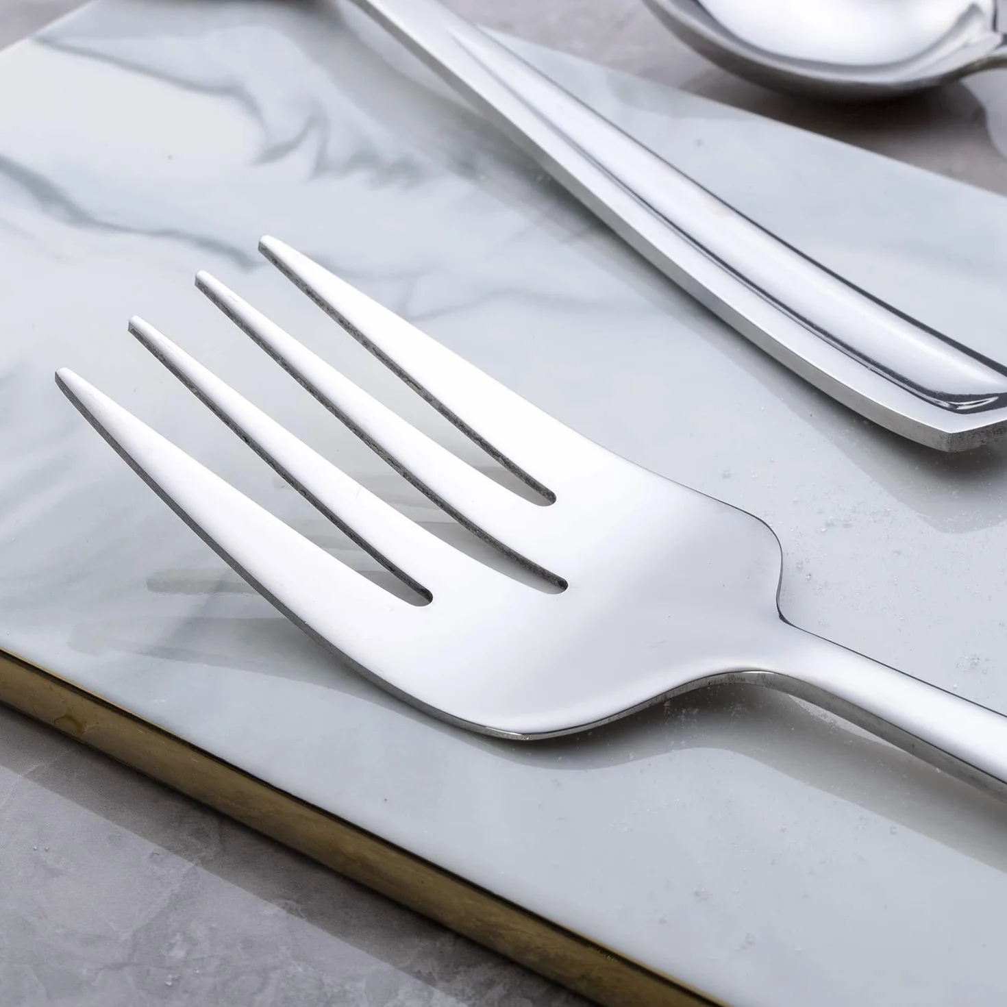 GoGeiLi Set di cucchiai e forchette in acciaio inox, contiene 3 cucchiai grandi e 3 forchette, 24,1 cm Lavabile in lavastoviglie, set per catering