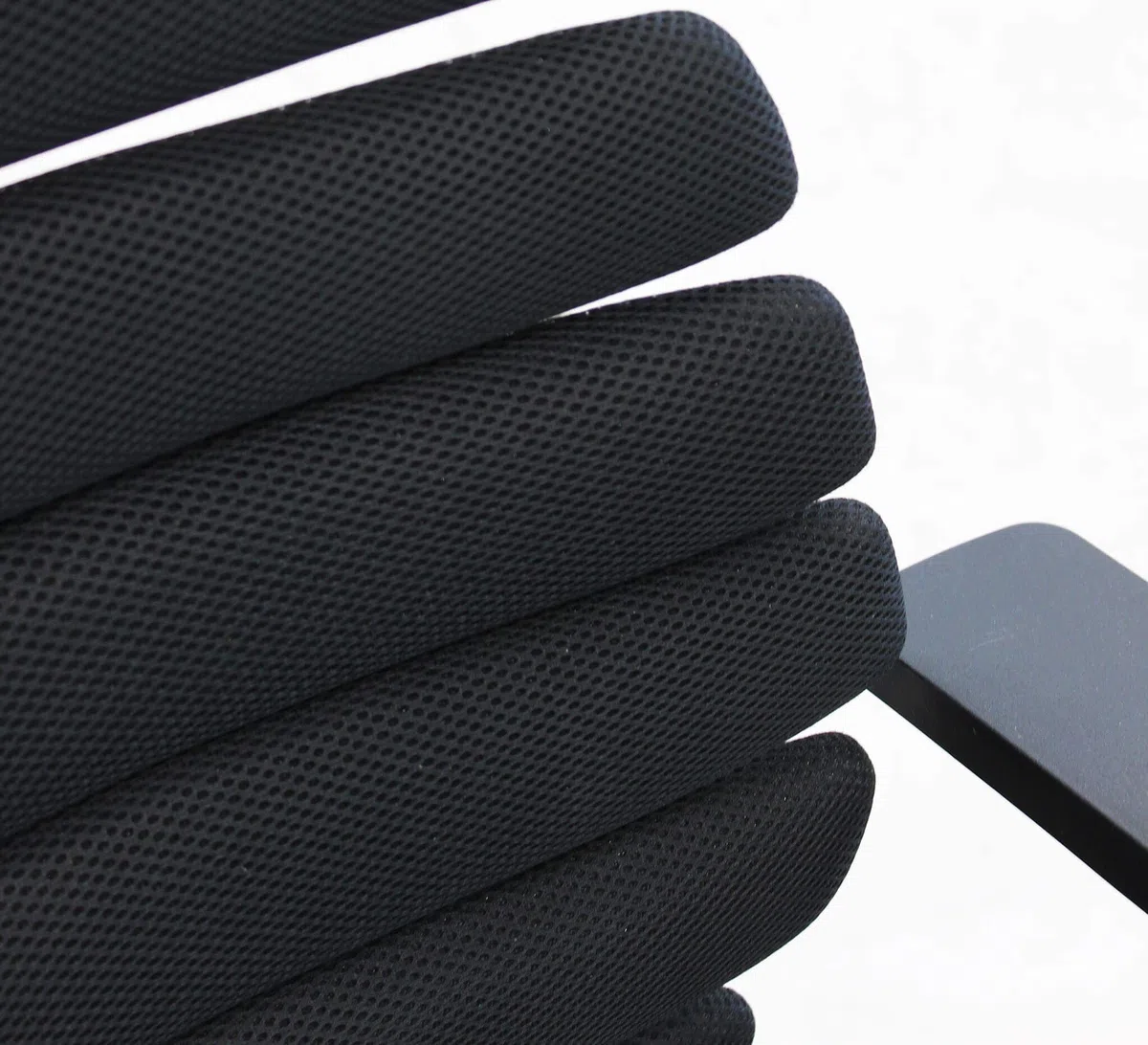 milani home - sedia ufficio ergonomica girevole con poggiatesta e supporto lombare, in poliuretano, nero